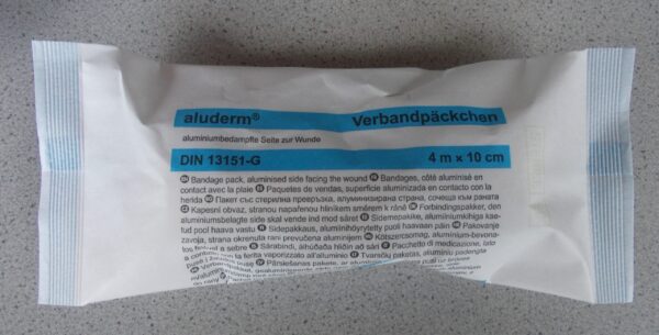 Verbandspäckchen steril gross 10 x 12 cm - Ablaufdatum 2045