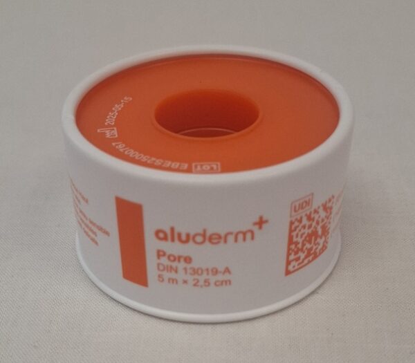 Pflasterspule PORE aluderm 5x 2,5