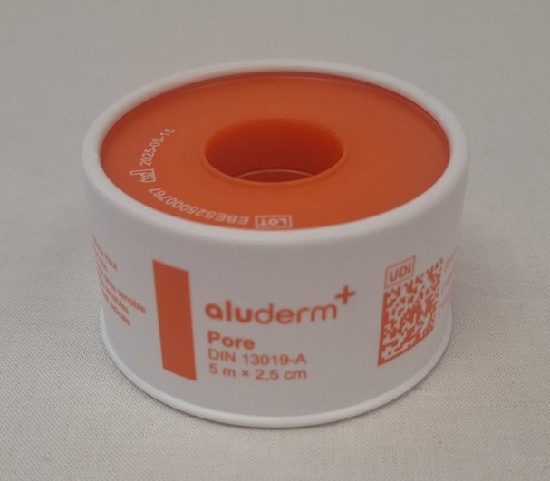 Pflasterspule PORE aluderm 5x 2,5