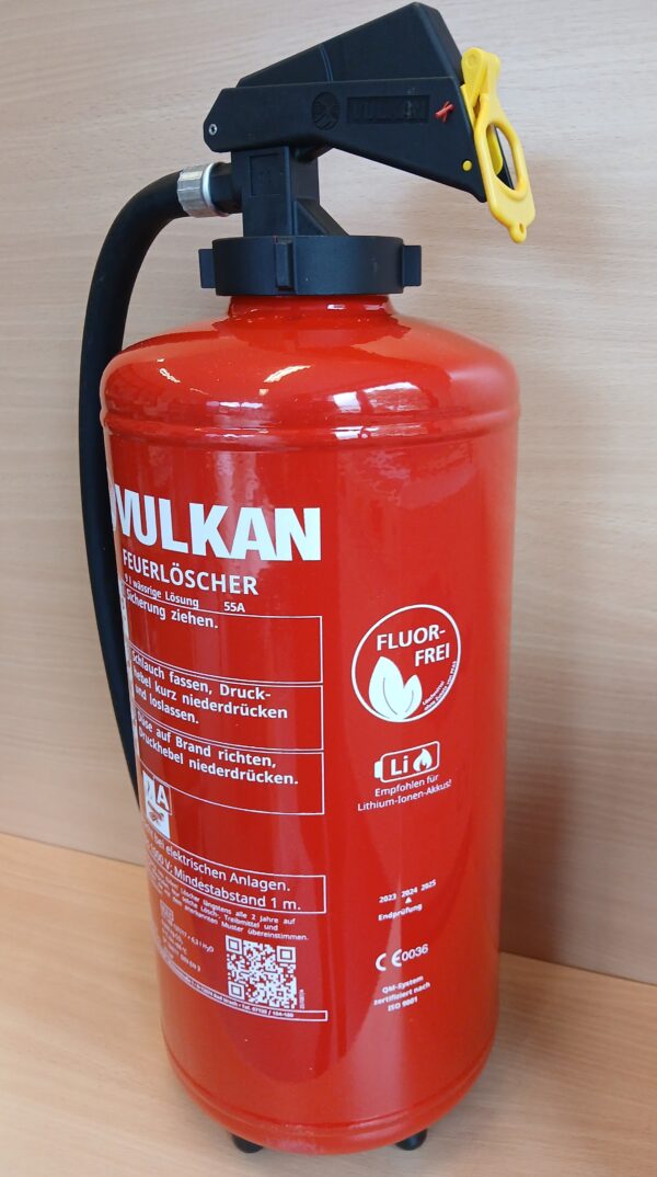ABVERKAUF Wasserfeuerlöscher 9L VULKAN